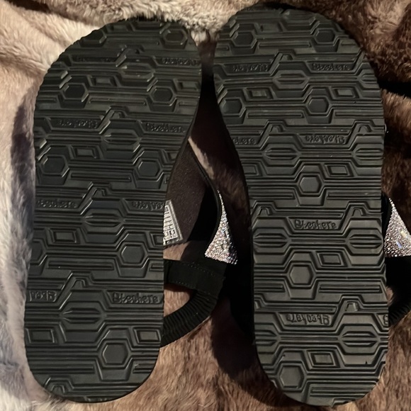 BN Skechers Sandals - Picture 3 of 4